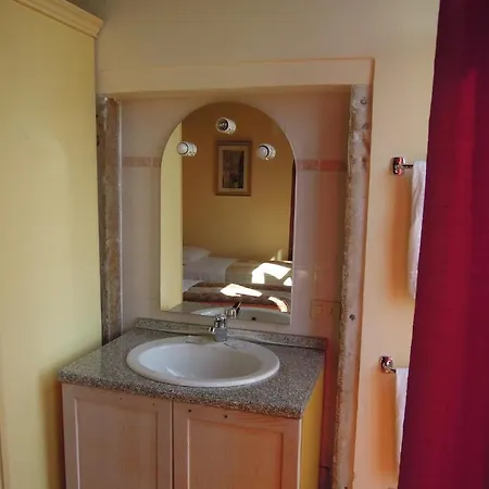Casa Linger Ξενοδοχείο *