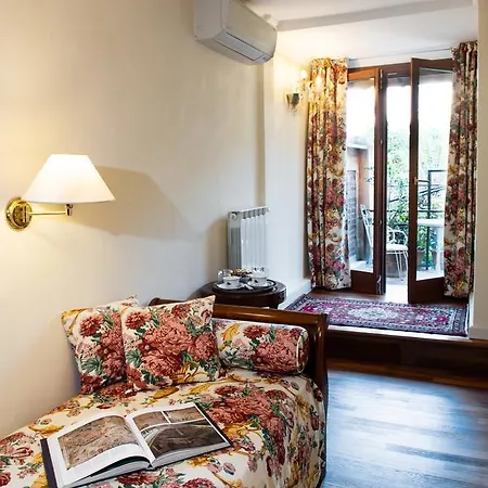 Agli Alboretti 3* Venice