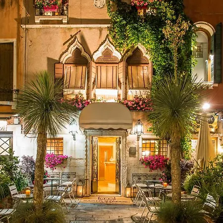 Hotel Santo Stefano 3*