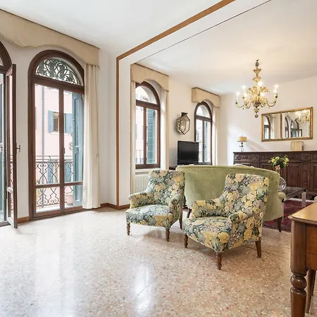 Ve.n.i.ce Cera Casa Dolce *