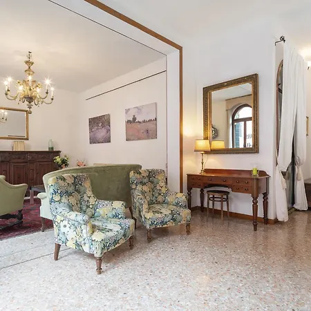 Ve.n.i.ce Cera Casa Dolce Apartment Venice