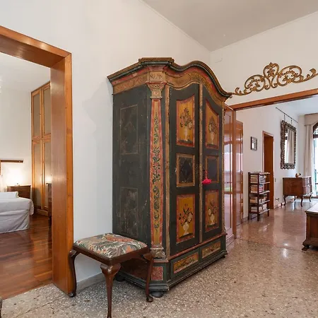 Apartment Ve.n.i.ce Cera Casa Dolce