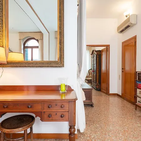 Ve.n.i.ce Cera Casa Dolce Apartment *