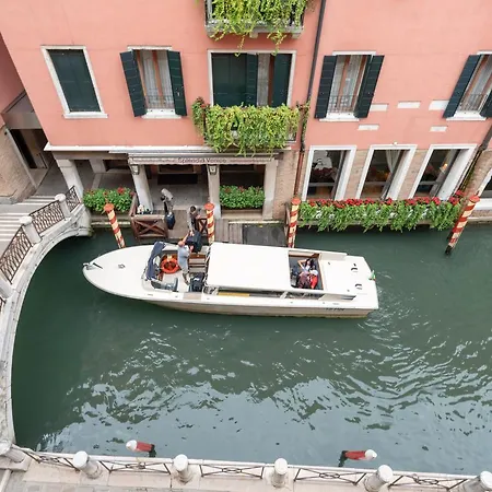 Ve.n.i.ce Cera Casa Dolce Apartment Venice