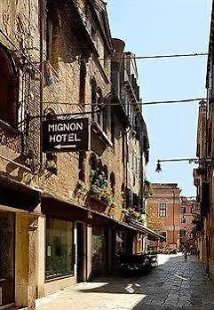Mignon Hotel 3*
