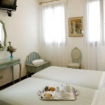 Serenissima Hotel Venice