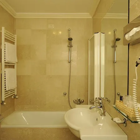 Ca' Formenta Hotel 3*