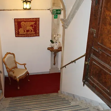 Bed & Breakfast Residenza Ca' Zanardi 2*