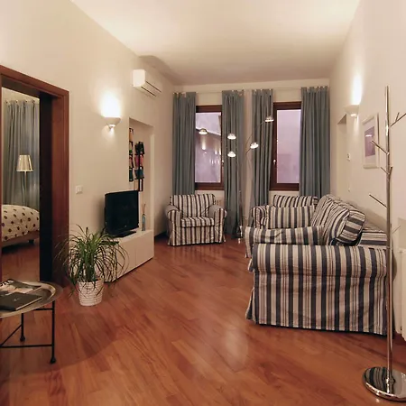 Sarai Βενετία