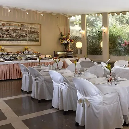 Amadeus 4* Venice
