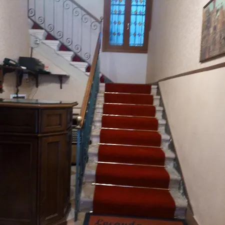Alloggi Ss Giovanni E Paolo Guest house