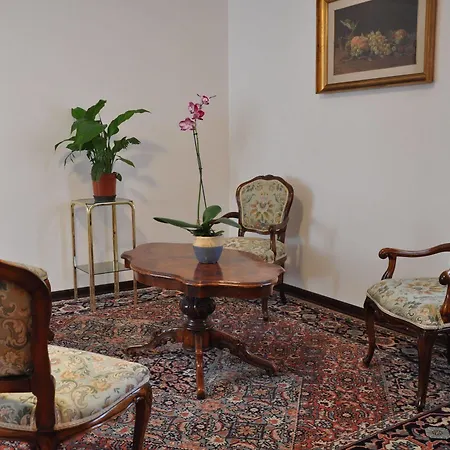 Ca' Bragadin E Carabba Venedik