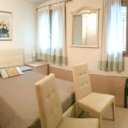 Angolo Fiorito Venice