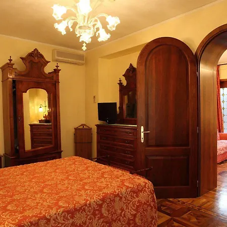 Szálloda Accademia - Maravege Velence