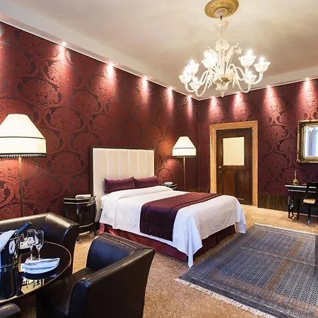 Guest house Locanda Leon Bianco On The Grand Canal