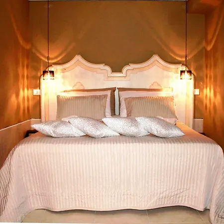 Apartment The Charm Venice