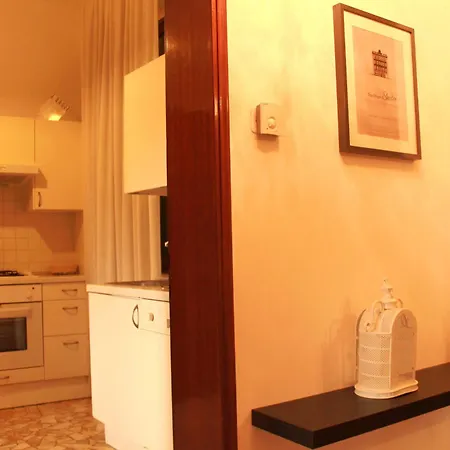 The Charm Apartment Venice