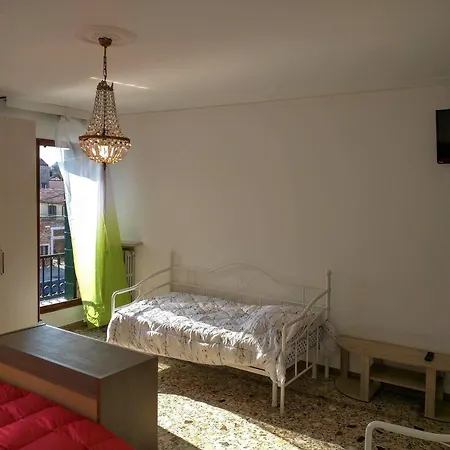 Bed & Breakfast My Friends Canal View 3*