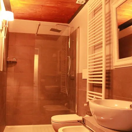 Bed & Breakfast Rosso Charm Benátky