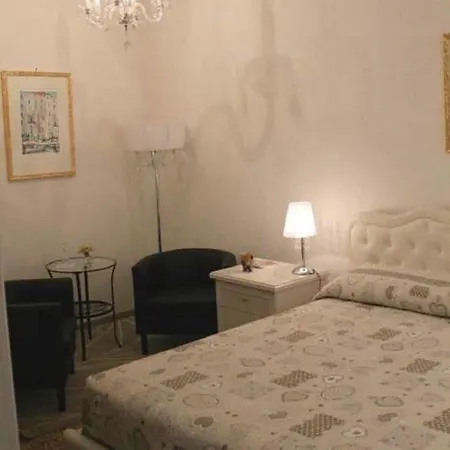 Inn Angolo Fiorito Venice