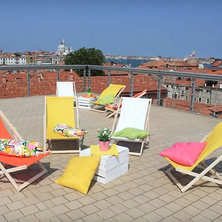 Sunny Terrace * Venice