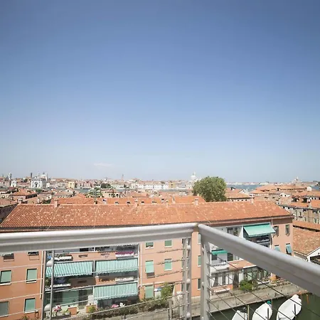 Sunny Terrace Venice