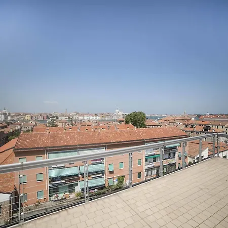 Sunny Terrace Hostel *