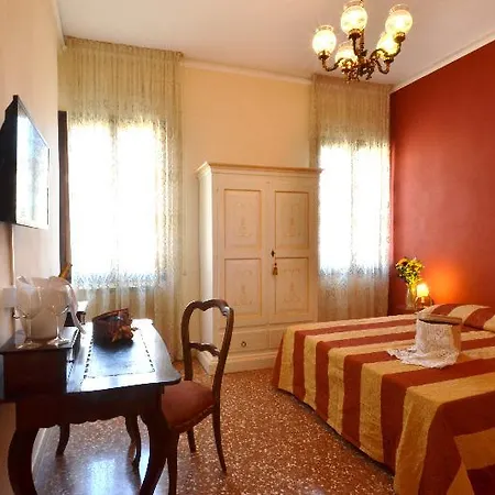 Hotel Mignon 3*