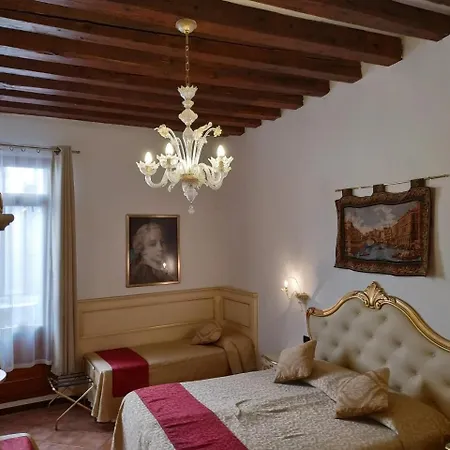 Guest house Alloggi Ss Giovanni E Paolo