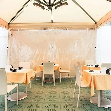 Agli Artisti Hotel 3*