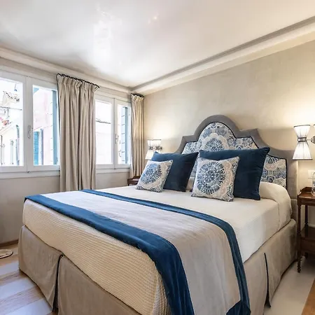 Ferienhaus Luxury Garden House La Baruffa *
