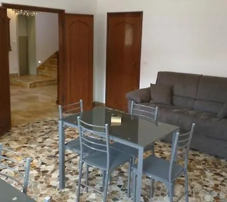 My Friends Canal View Bed & Breakfast Venezia