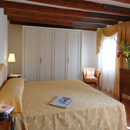 Corte Grimani 3* Veneza