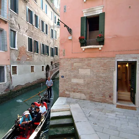 Corte Grimani 3* Veneza
