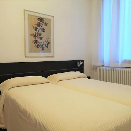 Rossi Otel Venedik