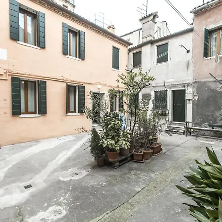 Venetian Dream R&r Apartment