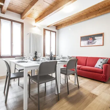 Venetian Dream R&r Apartment *