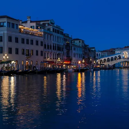 H10 Palazzo Canova Hotel