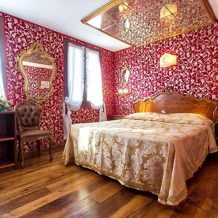 Отель Antica Sturion Residenza D'epoca Венеция