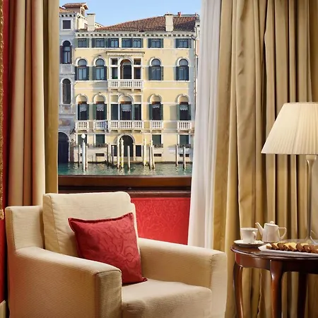 Palazzo Giovanelli E Gran Canal