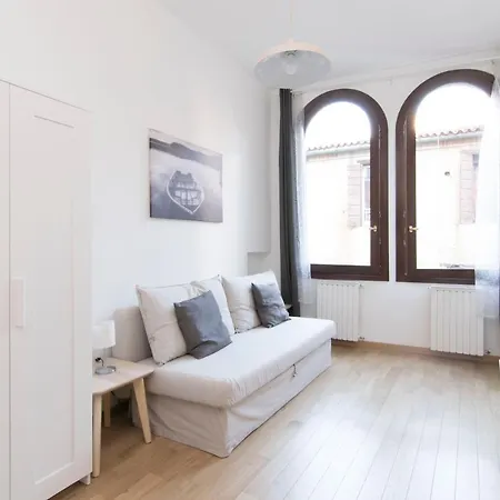 S & L House Apartment Venice