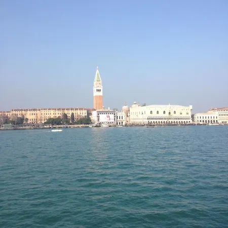 Al Cinema Italia Venise