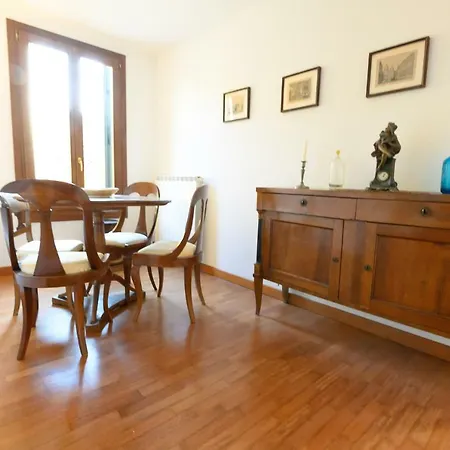 Campo S.stefano Apartment *