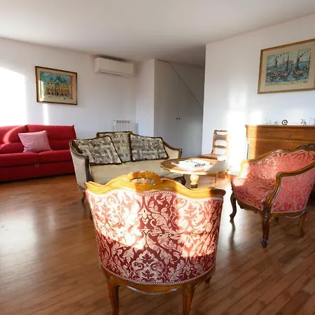Apartment Campo S.stefano Venice