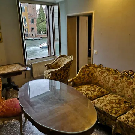 Querini Palace Accademia Gran Canal Historic * Venedig