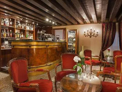 San Cassiano Ca'favretto Hotel 4*