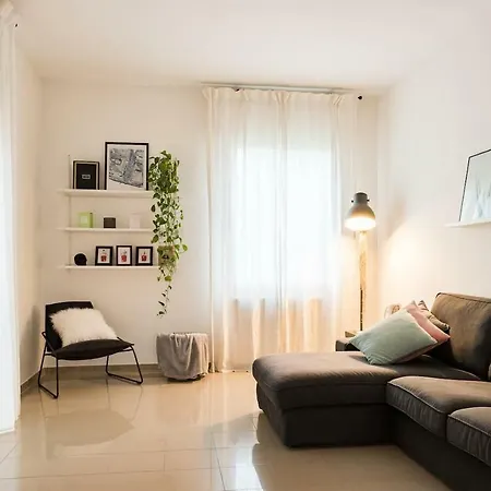 M Design Venice
