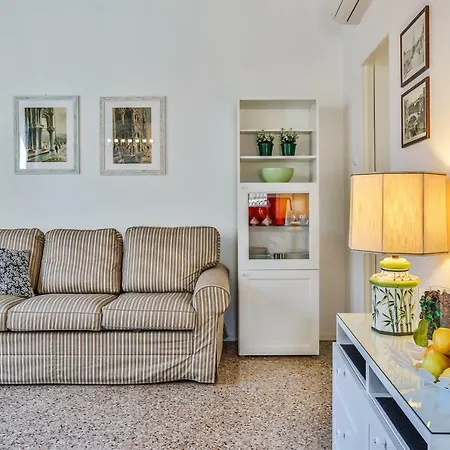 Ca' Dell'abate Terrace Apartment