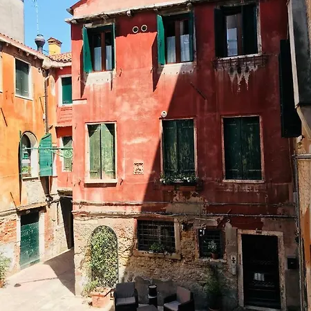 Bed & Breakfast Ca' Amadi 3*