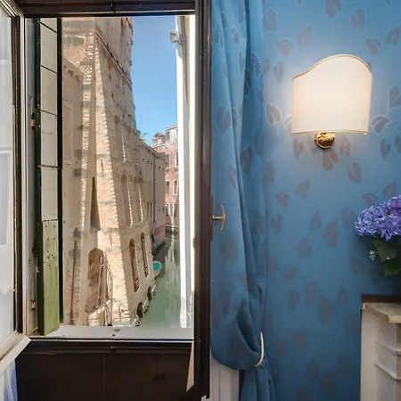 Ca' Lavezzera Guest house